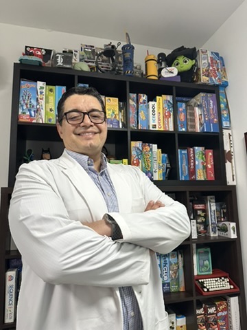 Dr. Felipe Olmedo Figueroa, psiquiatra y paidopsiquiatra